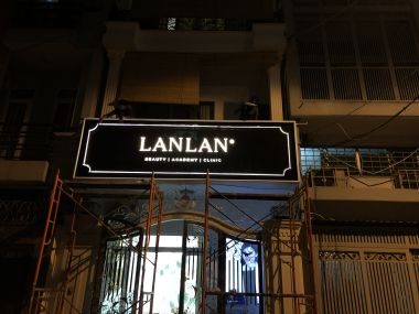 Dự Án Bảng Hiệu Lan Lan Beauty