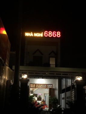 Dự Án Bảng Hiệu Nhà Nghỉ 6868