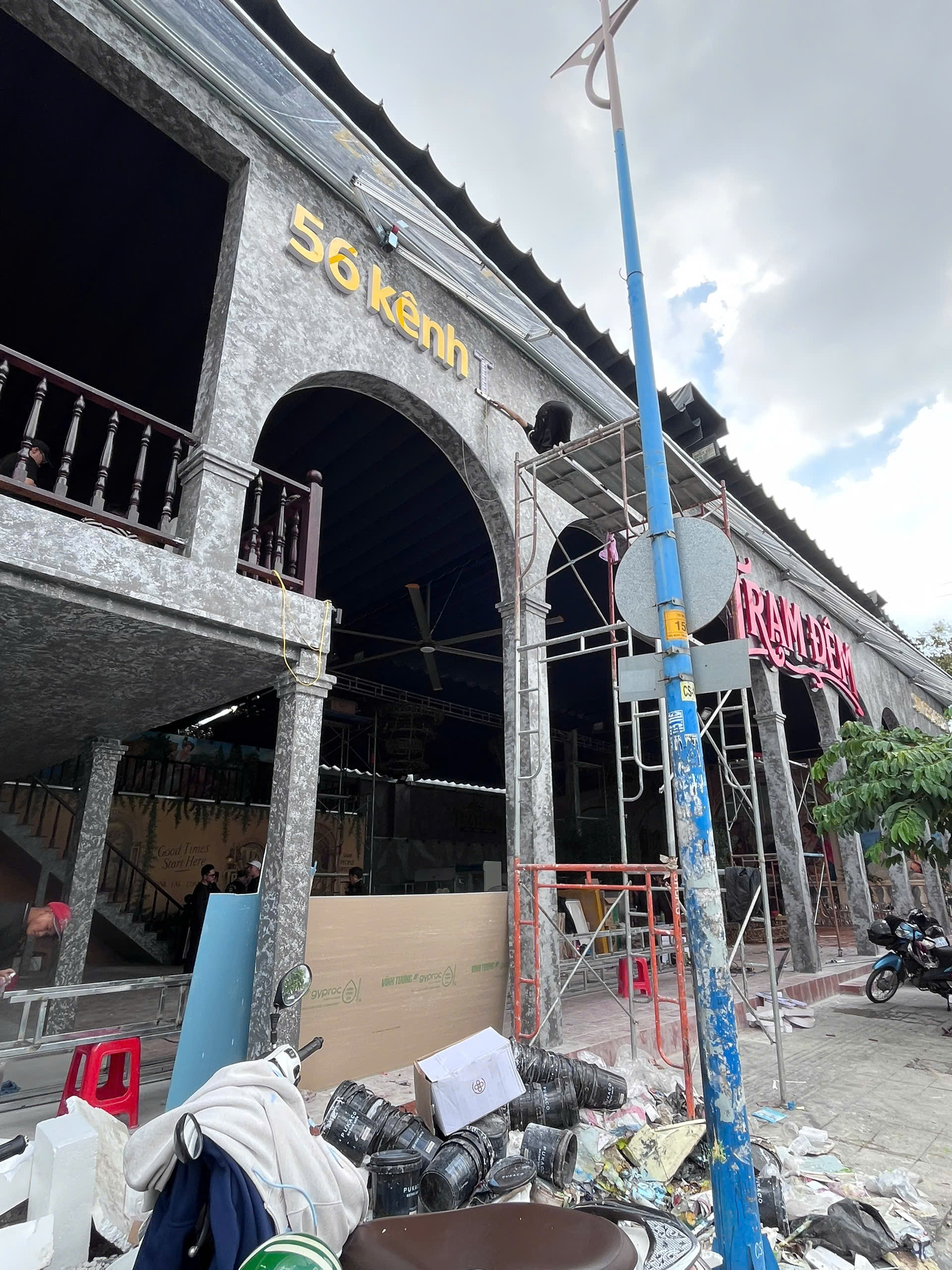 Dự Án Nhà Hàng Trạm Đêm