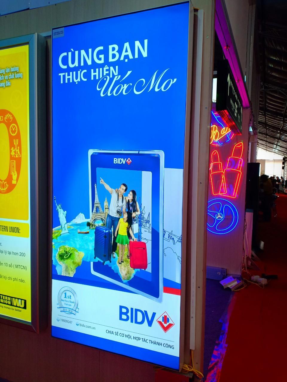 Hộp Đèn Siêu Mỏng Quận 10