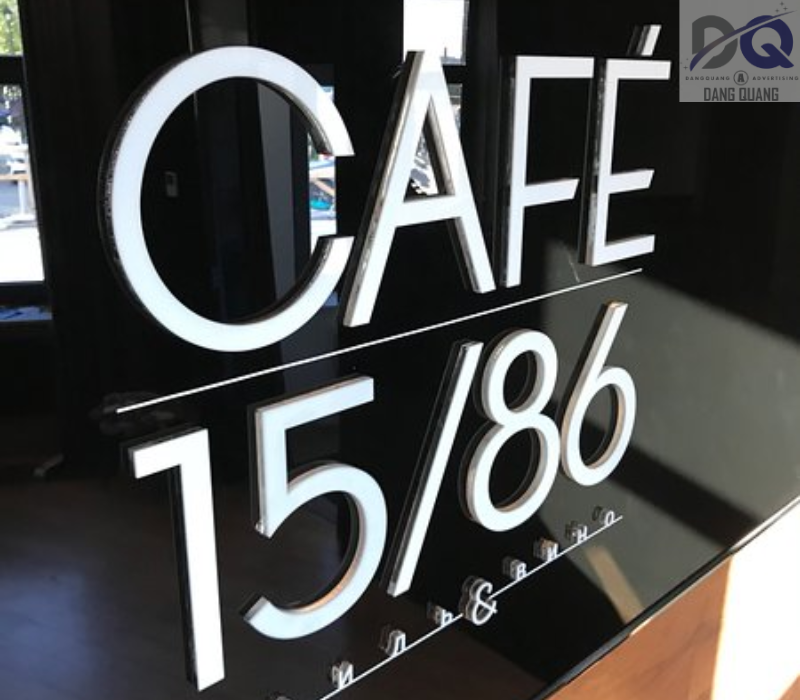 Thi công bảng hiệu logo mica tại TP.HCM