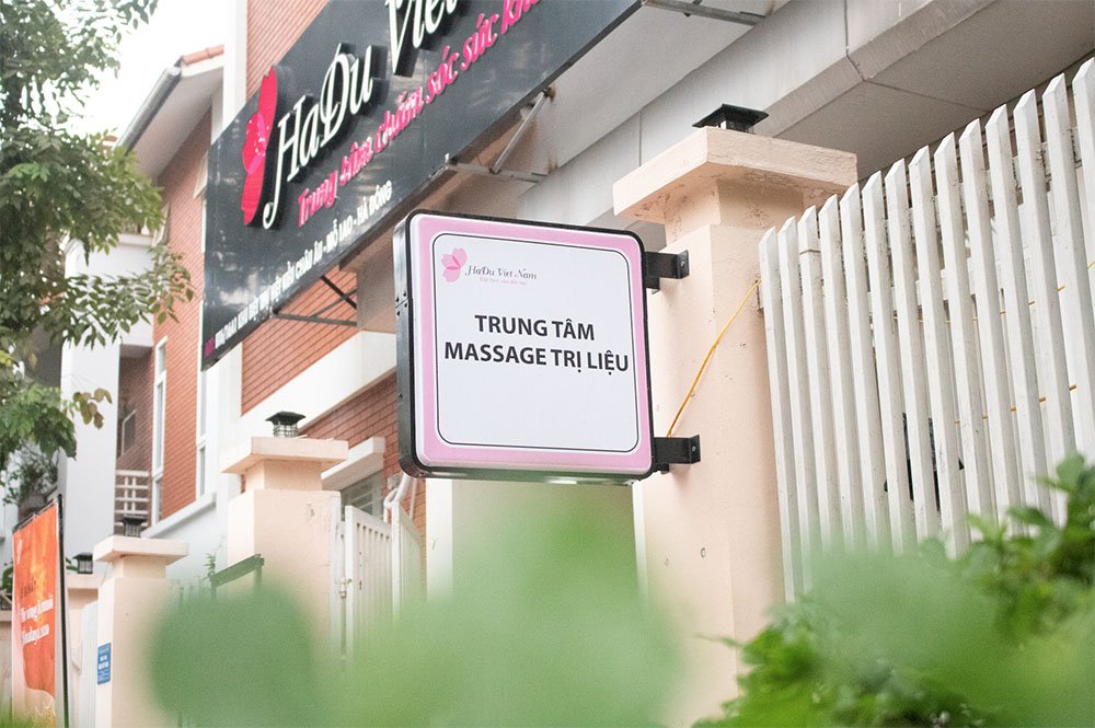 Thi Công Biển Quảng Cáo Treo