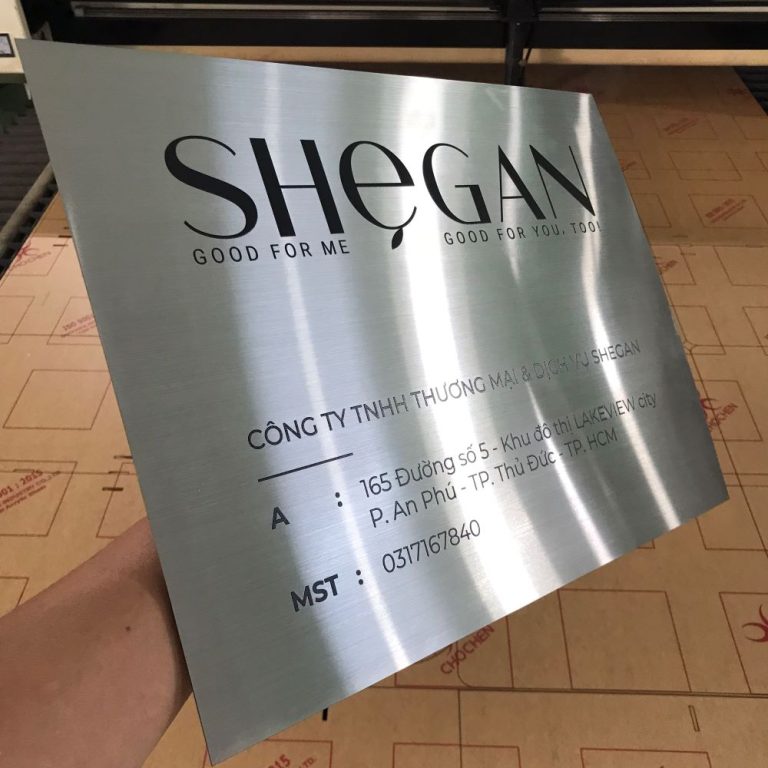 Thi Công Bảng Hiệu Inox TP.HCM