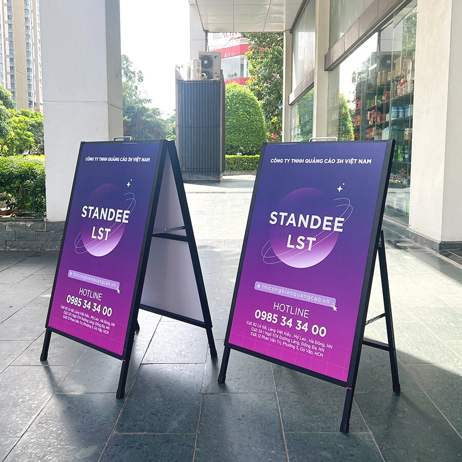 Thiết Kế Standee Khung Sắt TP.HCM