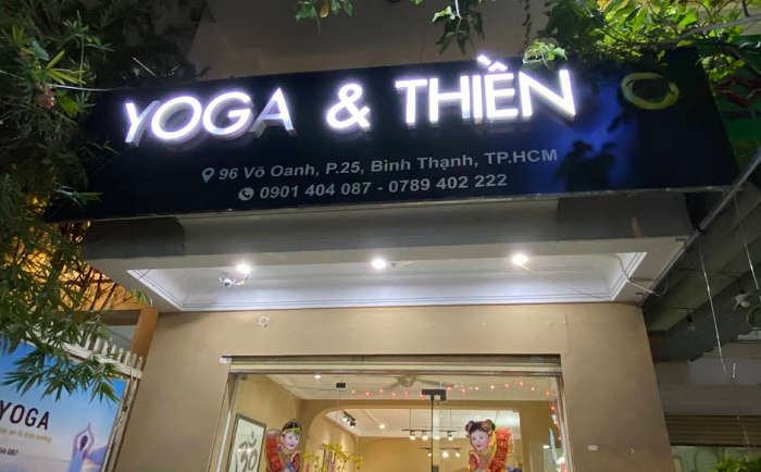 Bảng Hiệu Phòng Tập Yoga