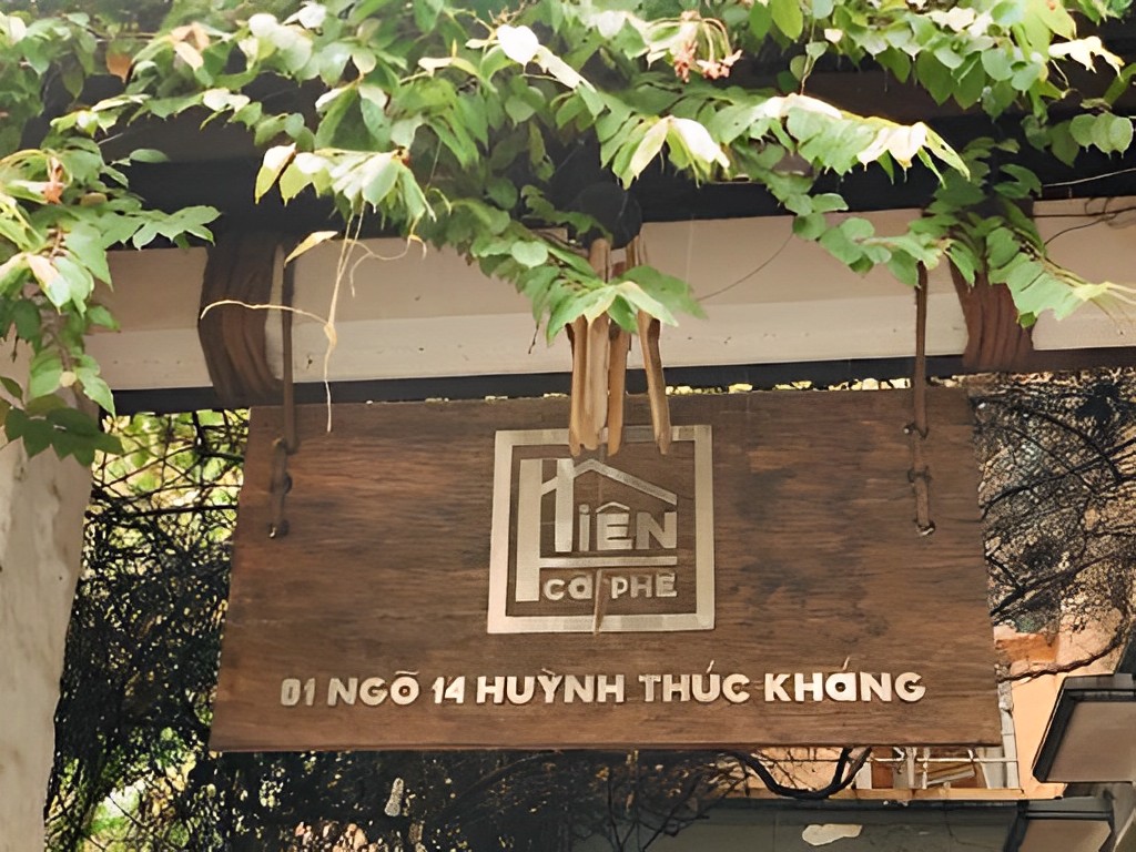Bảng hiệu gỗ vintage