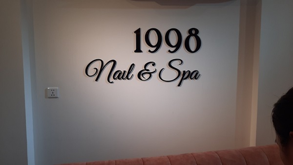 Mẫu Bảng Hiệu Hộp Đèn Spa Đẹp