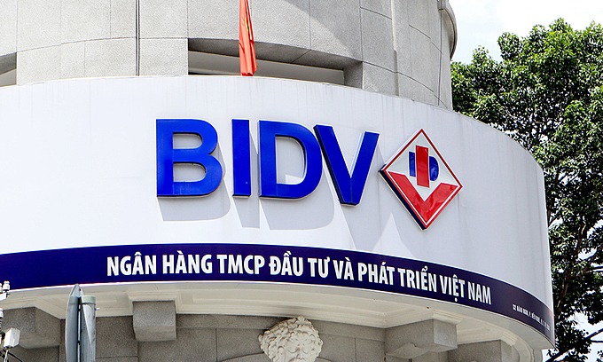 Làm bảng hiệu quảng cáo Quận 9