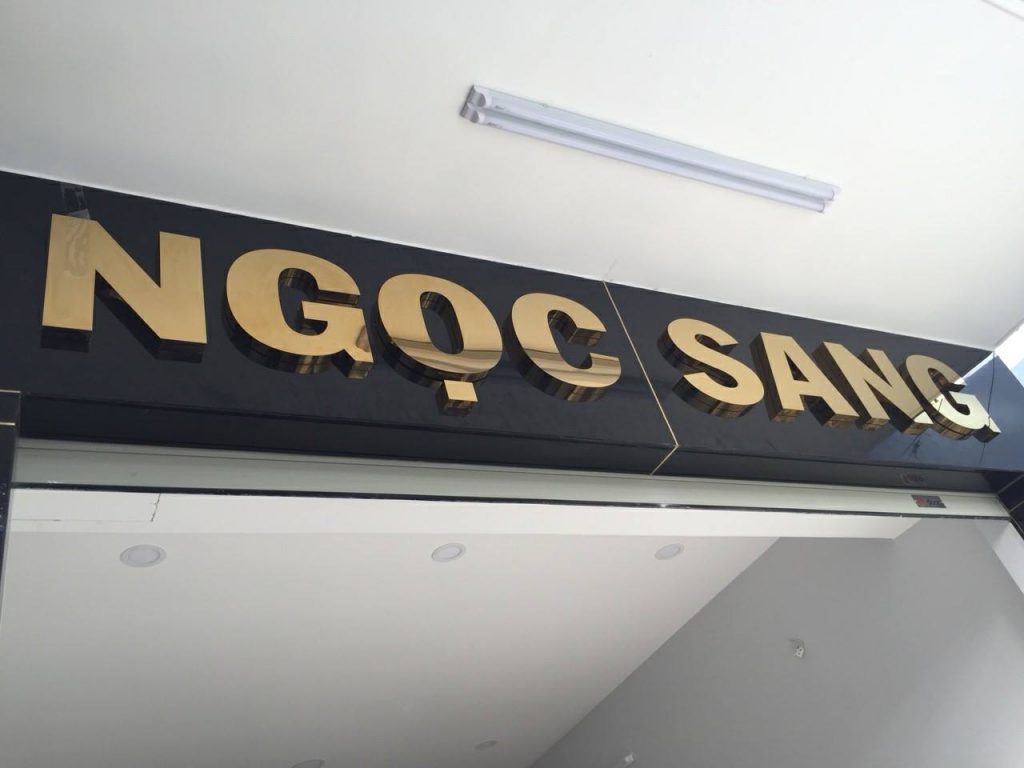 Thiết Kế Bảng Hiệu Chữ Inox Vàng Gương Đẹp
