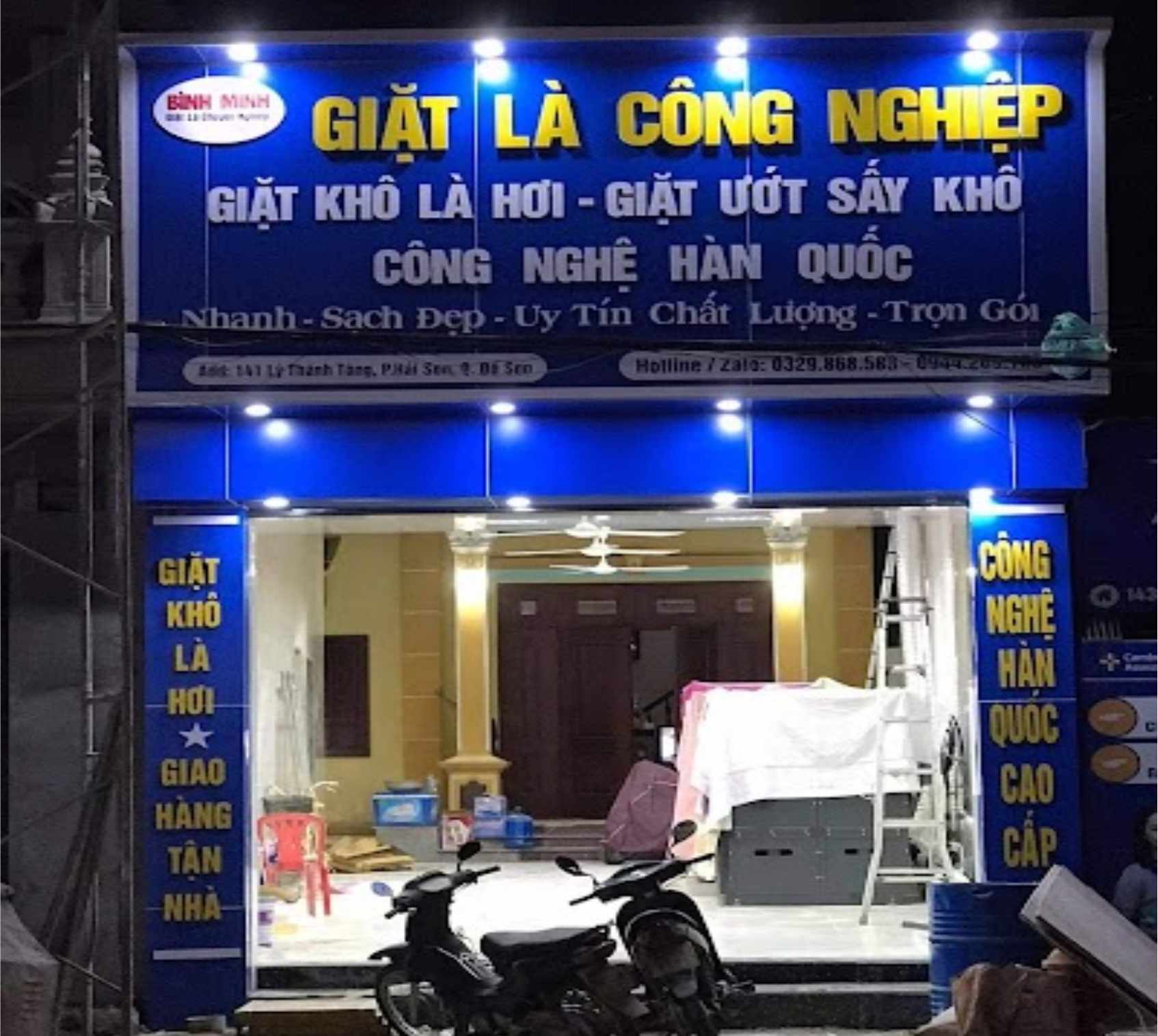 Thi Công Bảng Hiệu Tiệm Giặt Ủi Đẹp