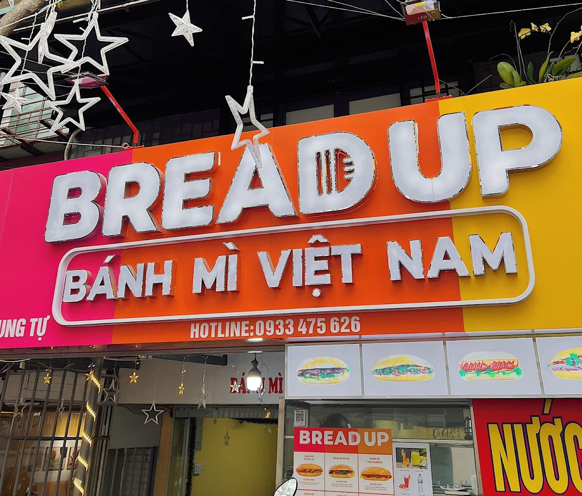 Mẫu Biển Hiệu Tiệm Bánh Đẹp