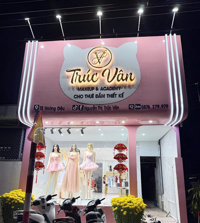 Mẫu Bảng Hiệu Makeup Đẹp Năm 2026