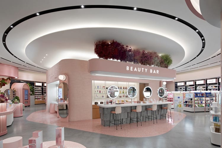 Thiết Kế Bảng Hiệu Shop Mỹ Phẩm Đẹp