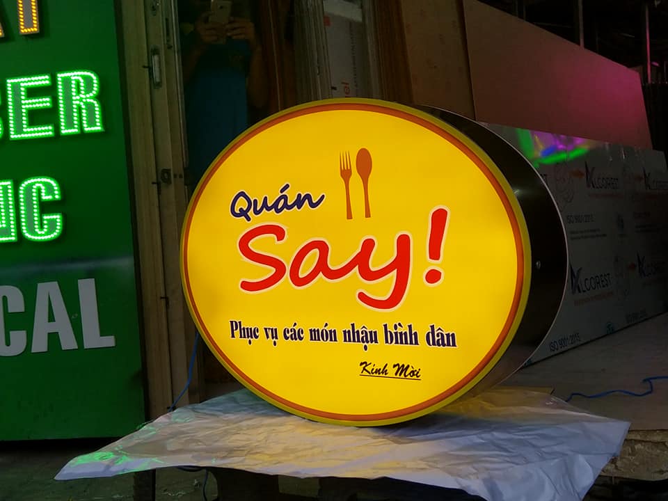 Dịch vụ làm hộp đèn quảng cáo tại TP.HCM