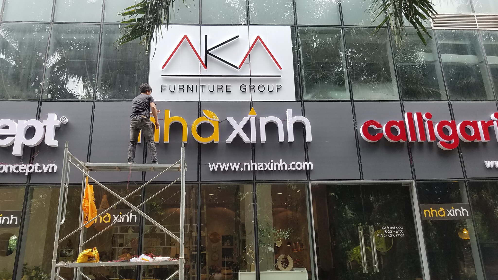 Dịch vụ thiết kế thi công biển quảng cáo tại TP.HCM