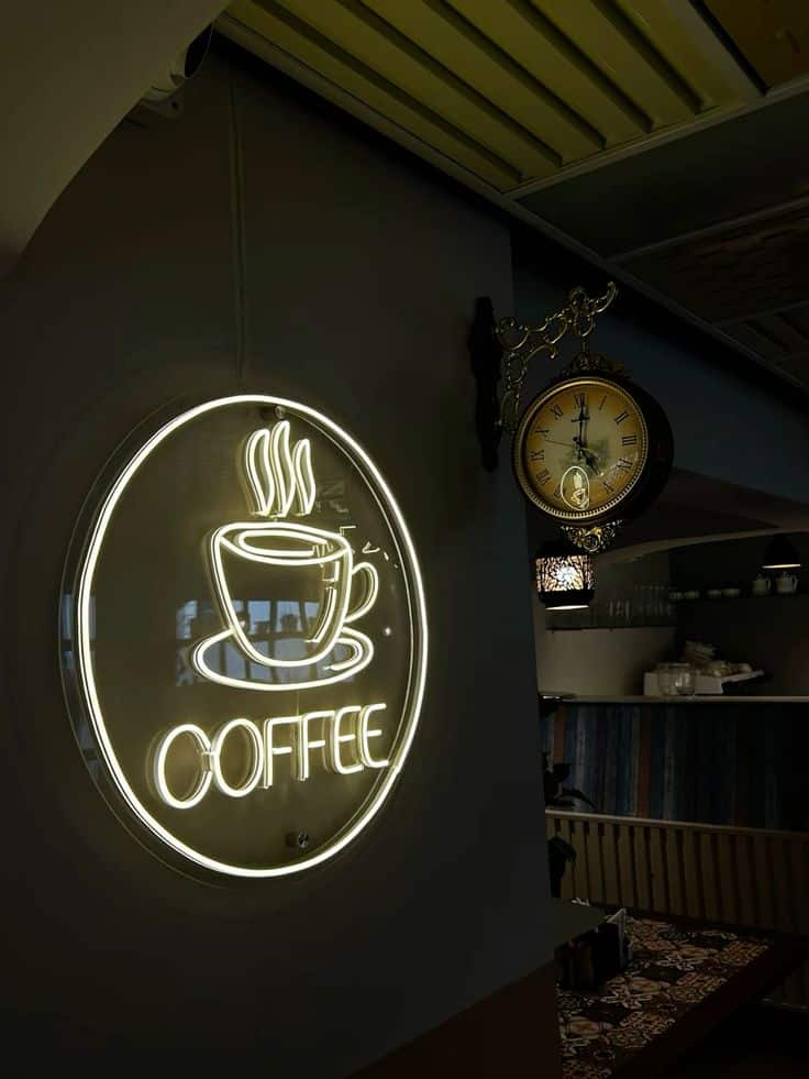 Thi Công Bảng Hiệu Cà Phê Đẹp Tại TP.HCM