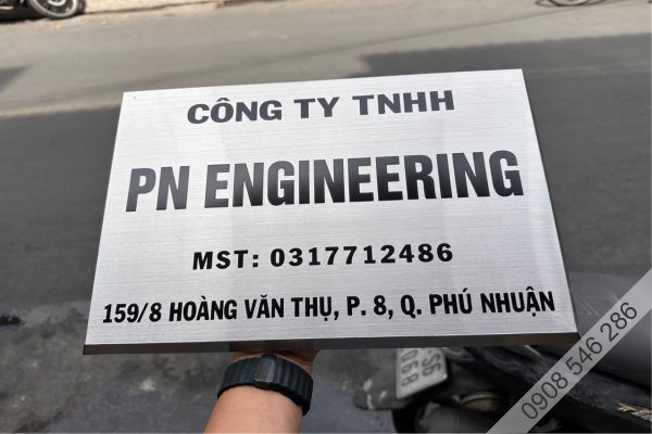 Thiết kế bảng hiệu inox chuyên nghiệp tại TP.HCM