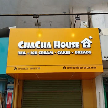 Biển hiệu quán trà sữa