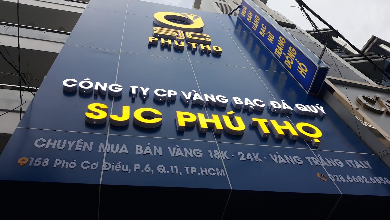 Các loại bảng quảng cáo phổ biến hiện nay