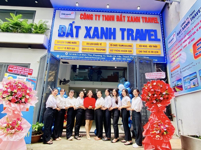 Mẫu Bảng Hiệu Công Ty Du Lịch Đẹp