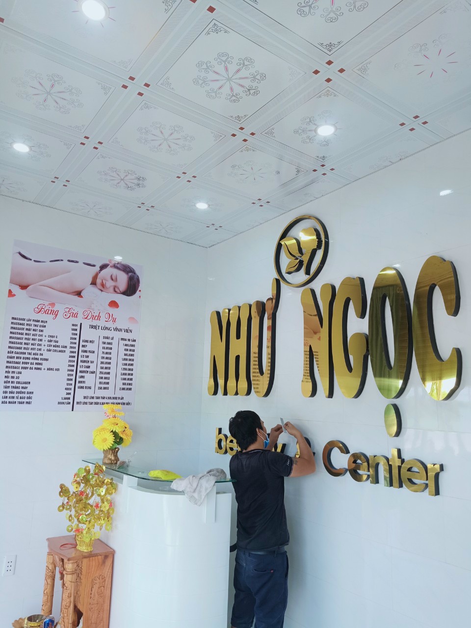Thiết kế biển quảng cáo gắn tường chuyên nghiệp tại TP.HCM