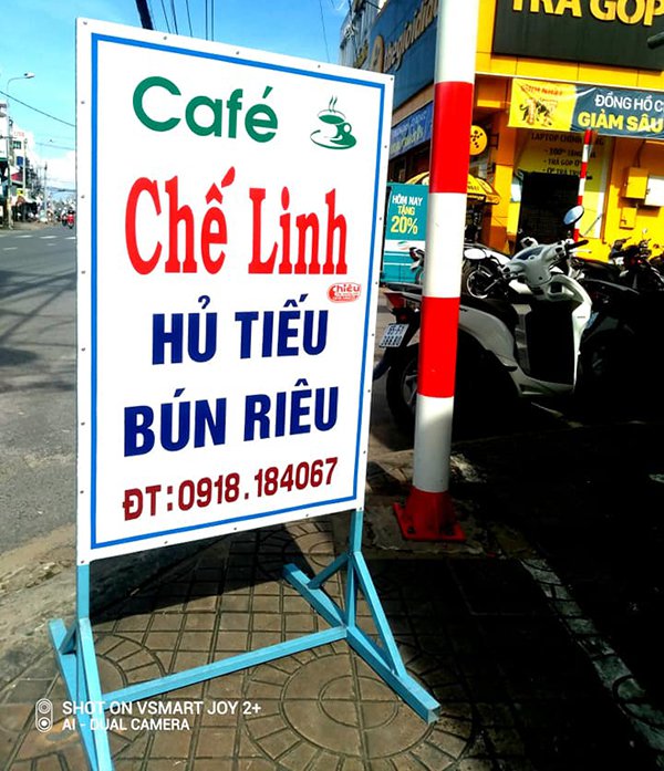 Bảng hiệu đứng 2 mặt