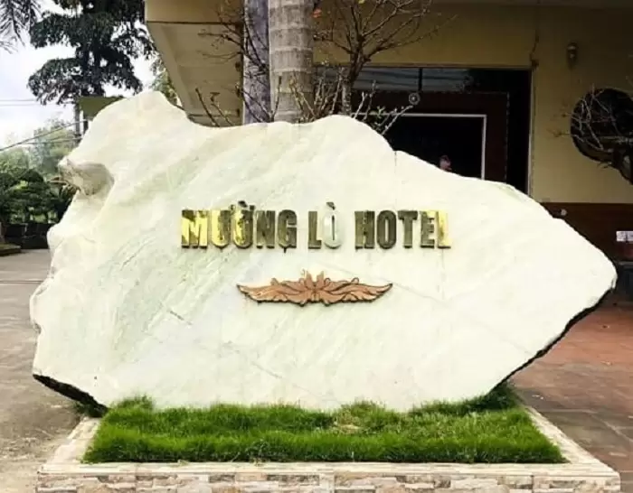 Thi công bảng hiệu công ty bằng đá